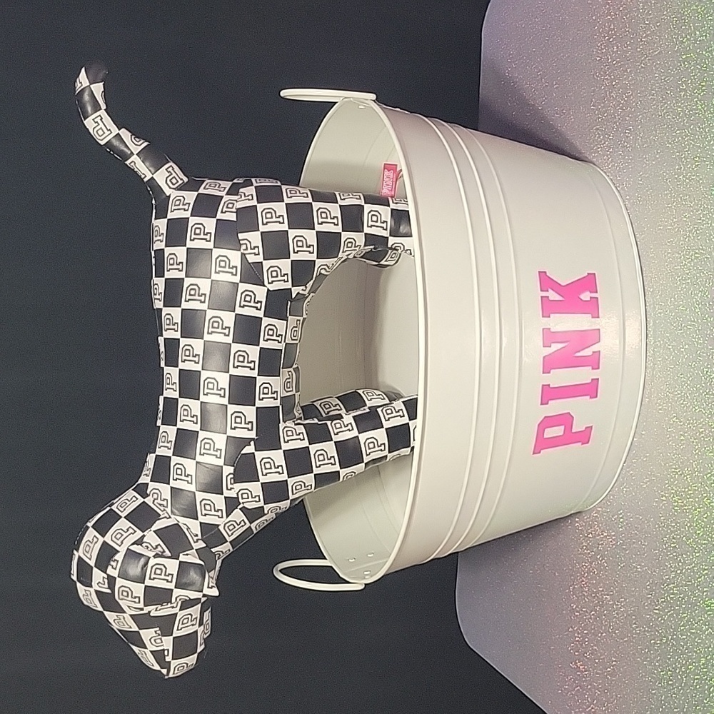 tf VS Pink Metal Bin Tote Tub Display/ Prop